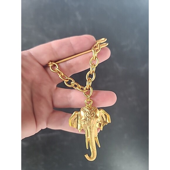 Gold Tone Elephant Head Shaped Safety Pin Brooch Vintage Costume Jewelry - Picture 2 of 10